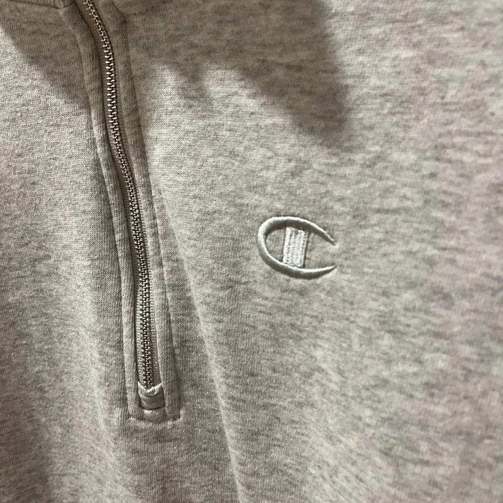 CHAMPION Gray 1/4 zip sweater size S - Picture 11 of 13